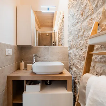 Dimora Del Borgo Apartment