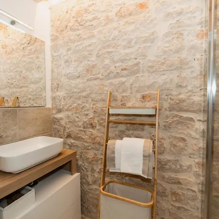 Dimora Del Borgo Apartment *